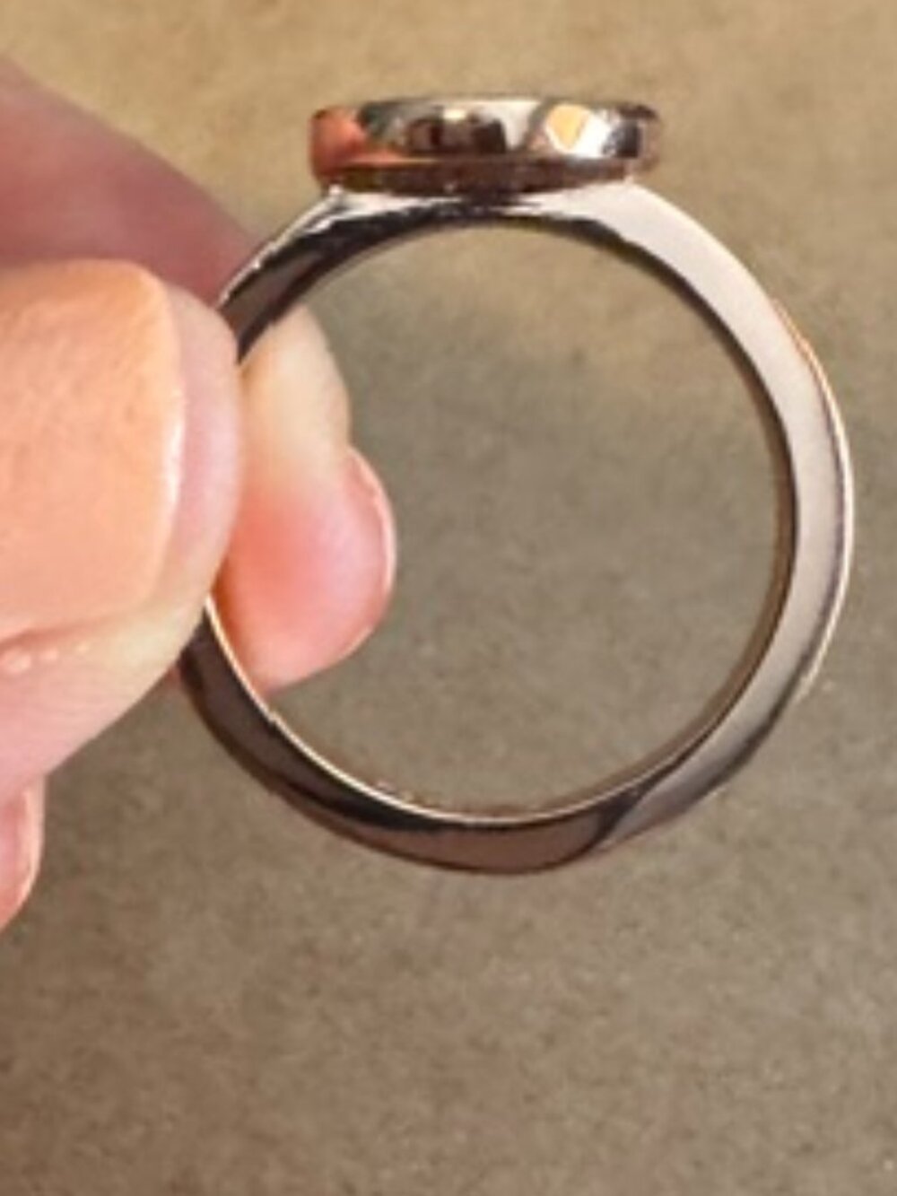 COACH ROUND PAVE CRYSTAL RING - ROSE GOLD - Picture 3 of 3